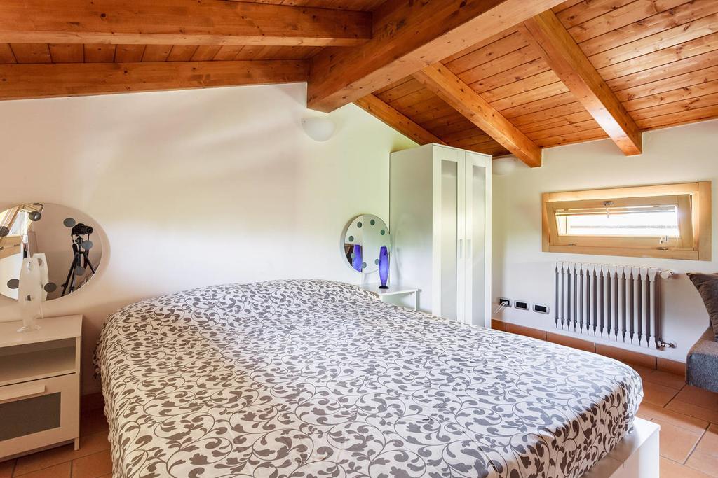 B&B Nido Sui Laghi San Donnino della Nizzola Exterior foto
